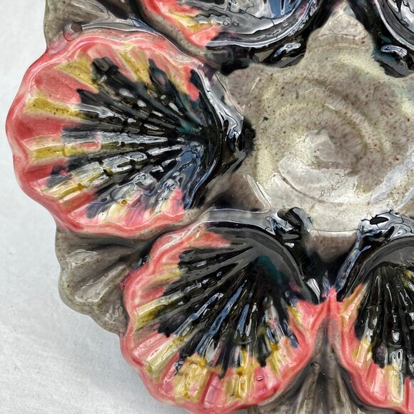 Fives Lille French Majolica 6 Well Oyster Plate - Picture 3 of 16